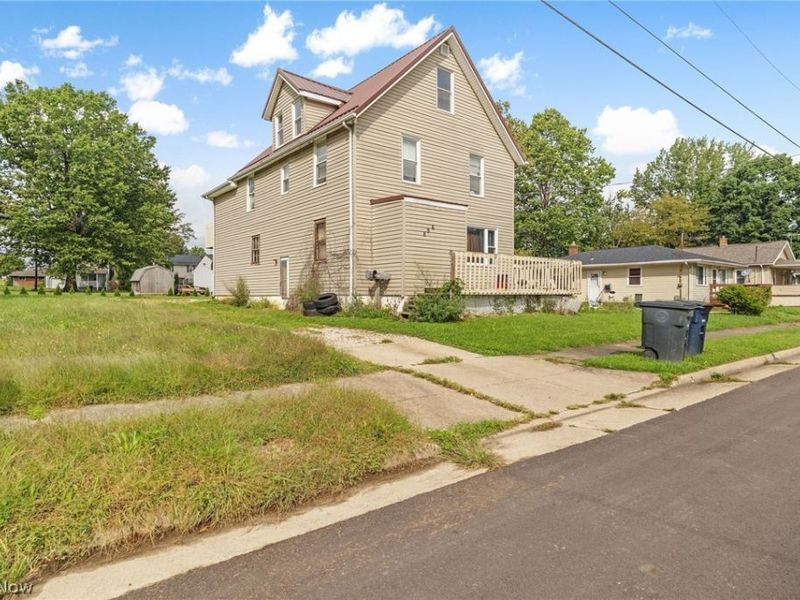 896 Huber Street, Akron, OH 44306 Photo 24