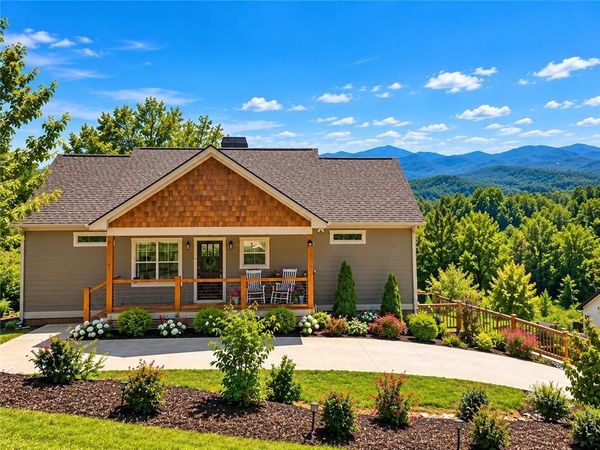 915 Arbor Lane, Blairsville, GA 30512