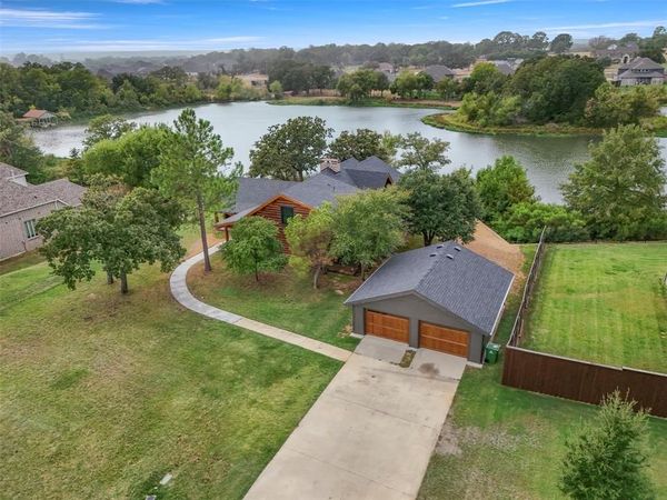 313 Pimlico Drive, Hickory Creek, TX 75065