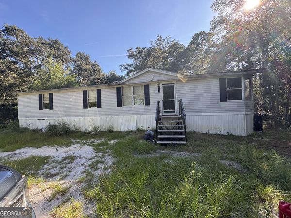 121 Pelican Circle, Woodbine, GA 31569