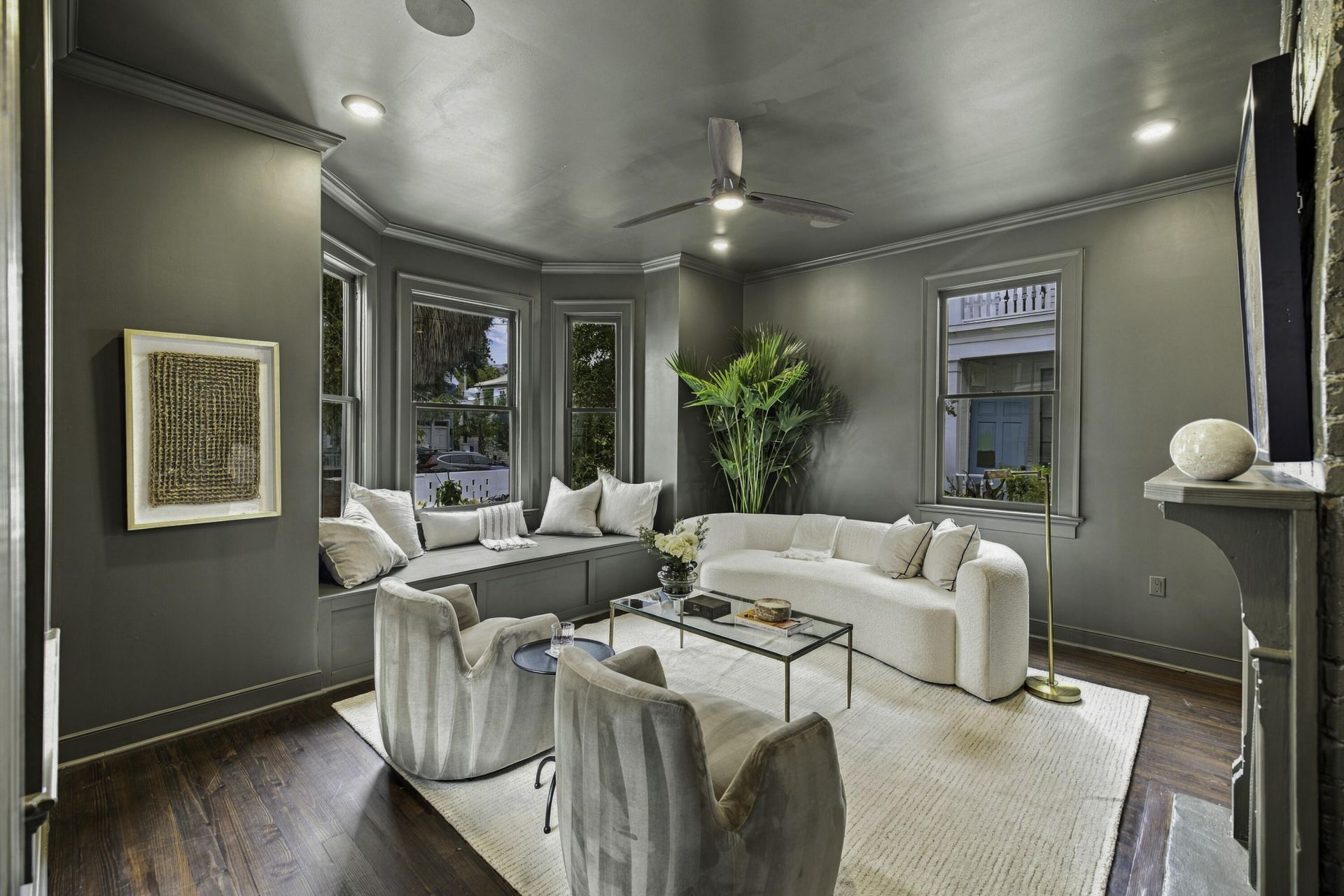 4 Percy Street Photo 10