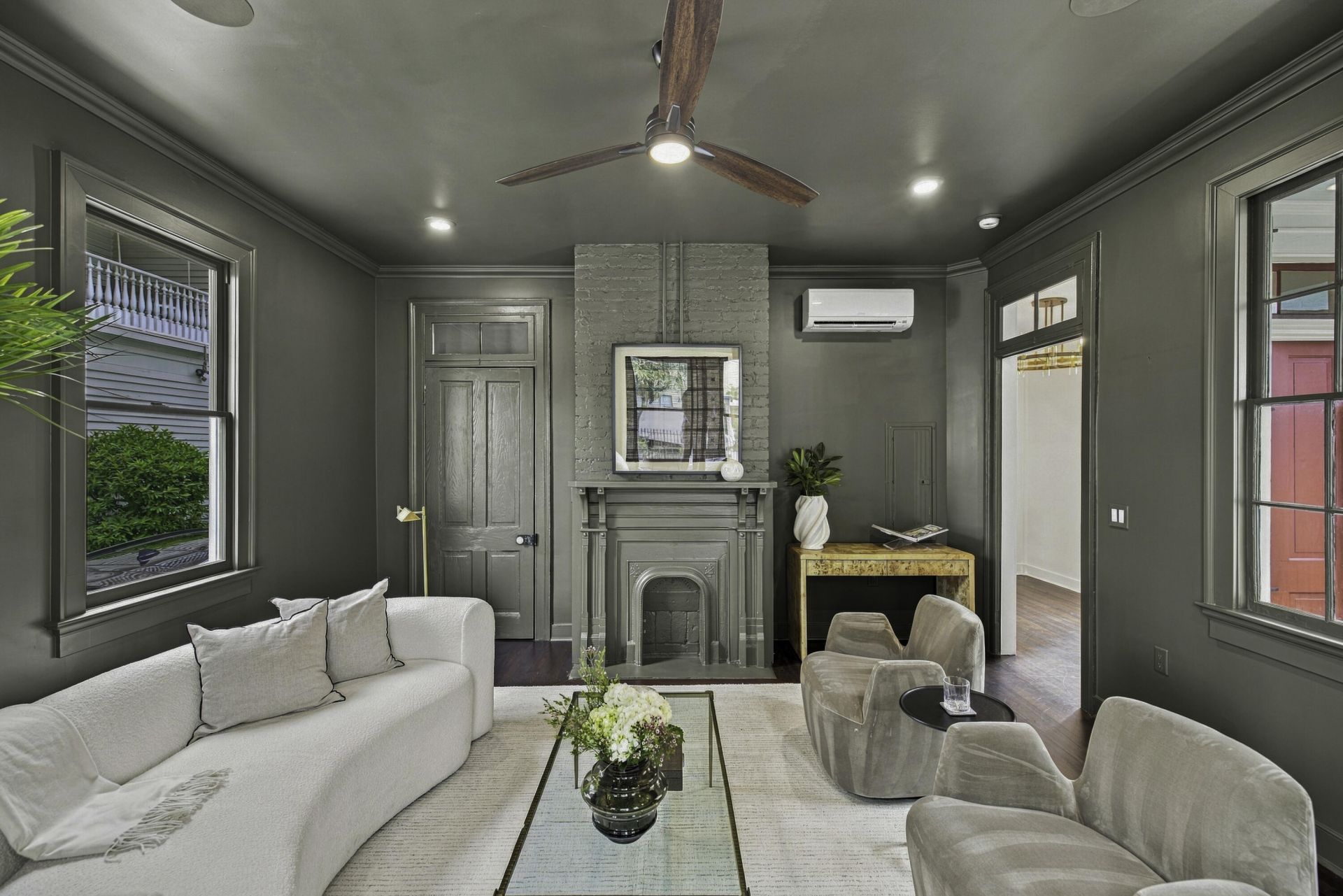 4 Percy Street Photo 12