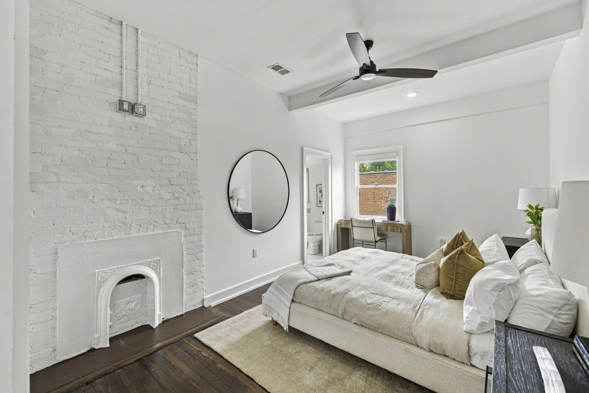 4 Percy Street Photo 29