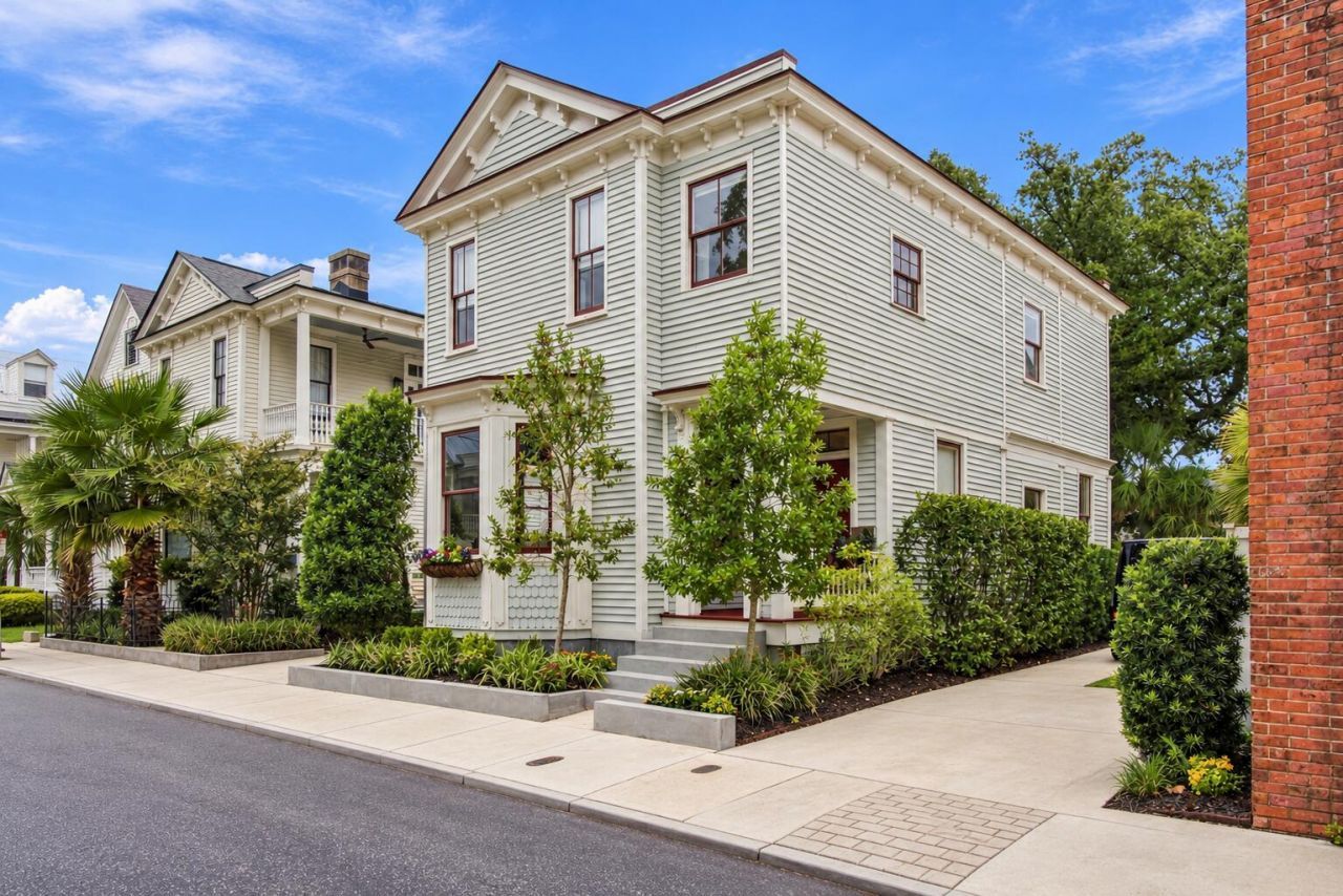 4 Percy Street Photo 35