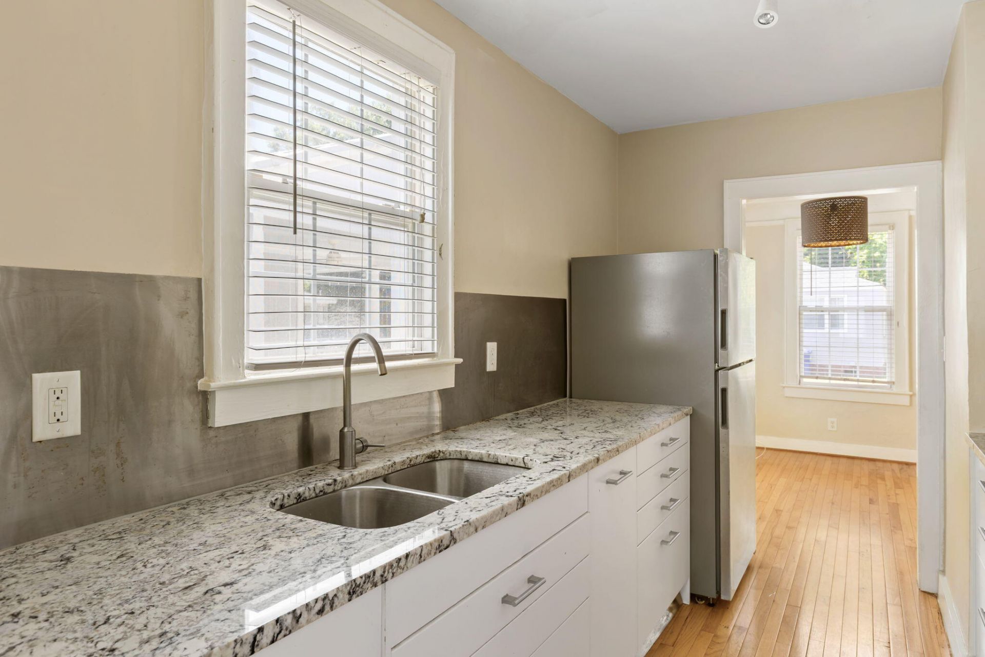 3728 Tim Street Photo 13