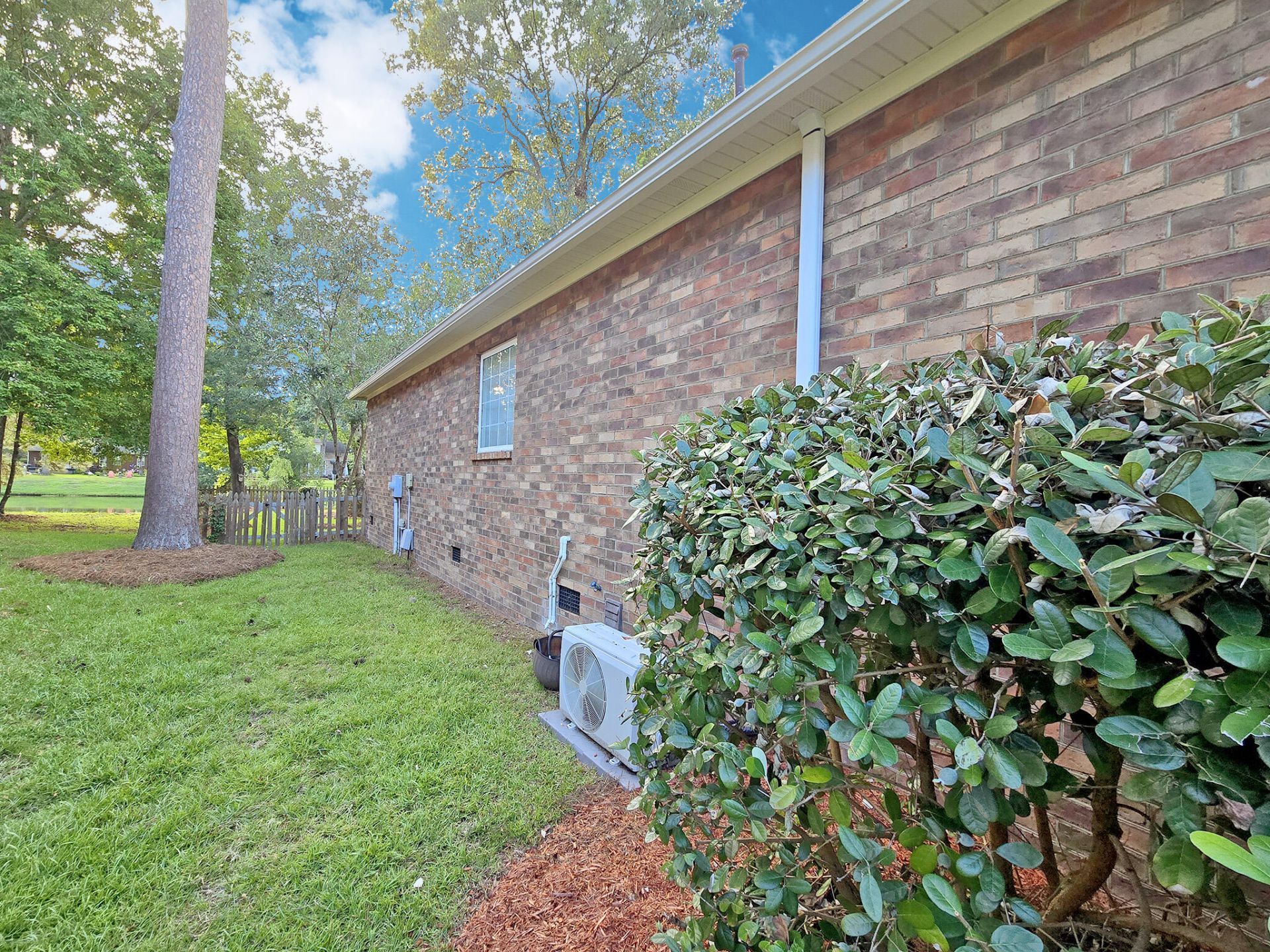 5444 Clairmont Lane Photo 44