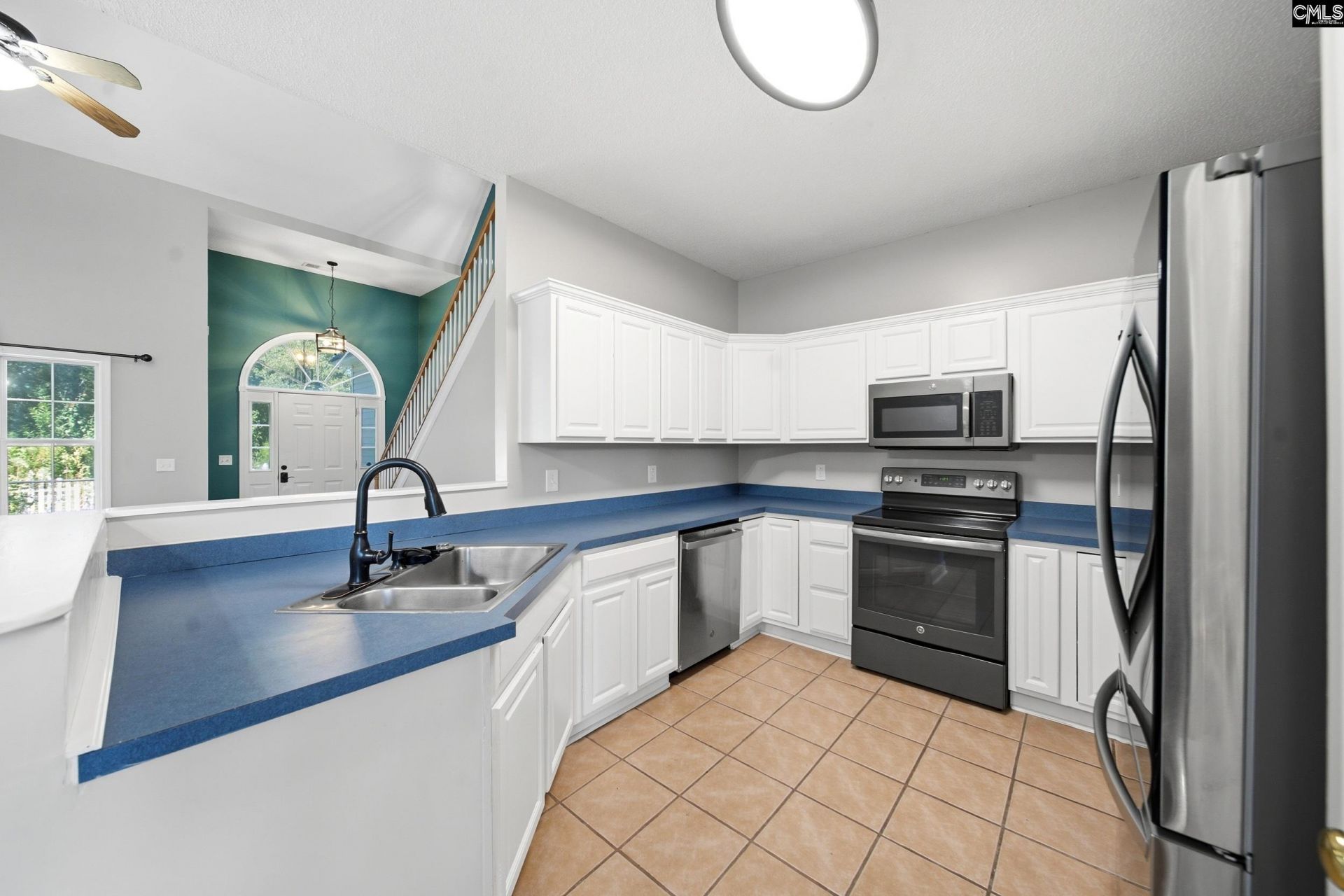 9182 Windsor Lake Boulevard  Photo 7