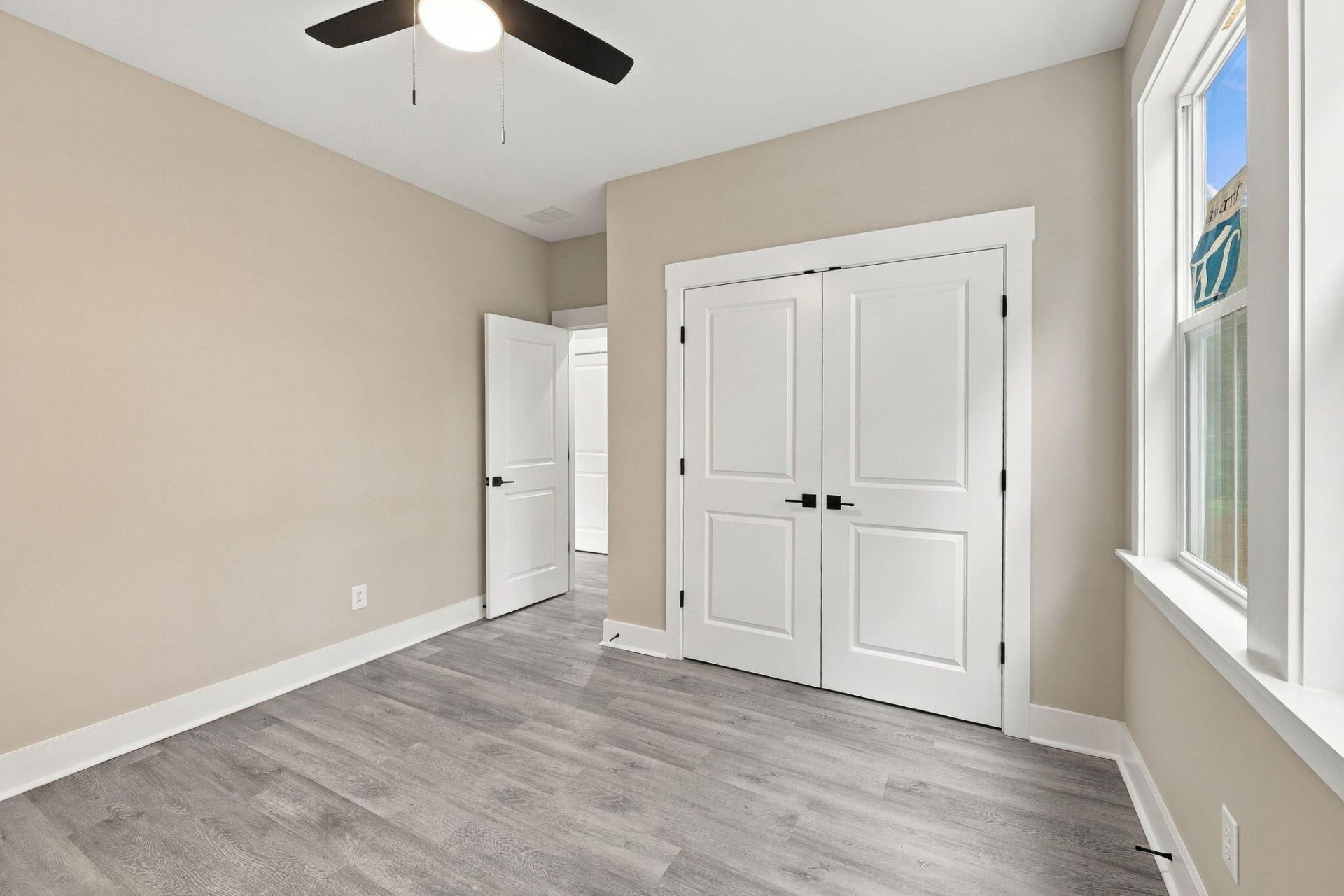 5722 Edison Avenue Photo 25