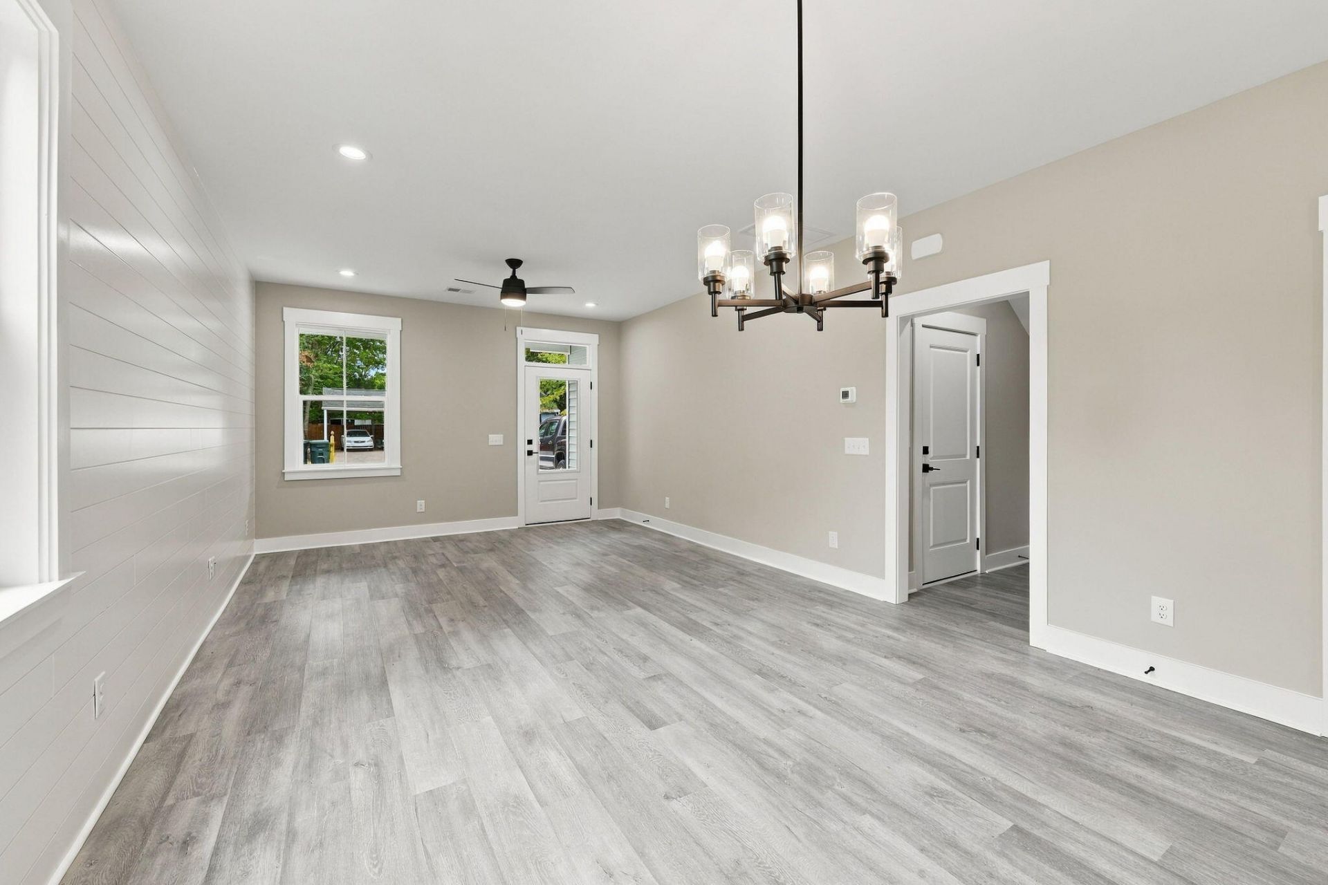 5722 Edison Avenue Photo 4