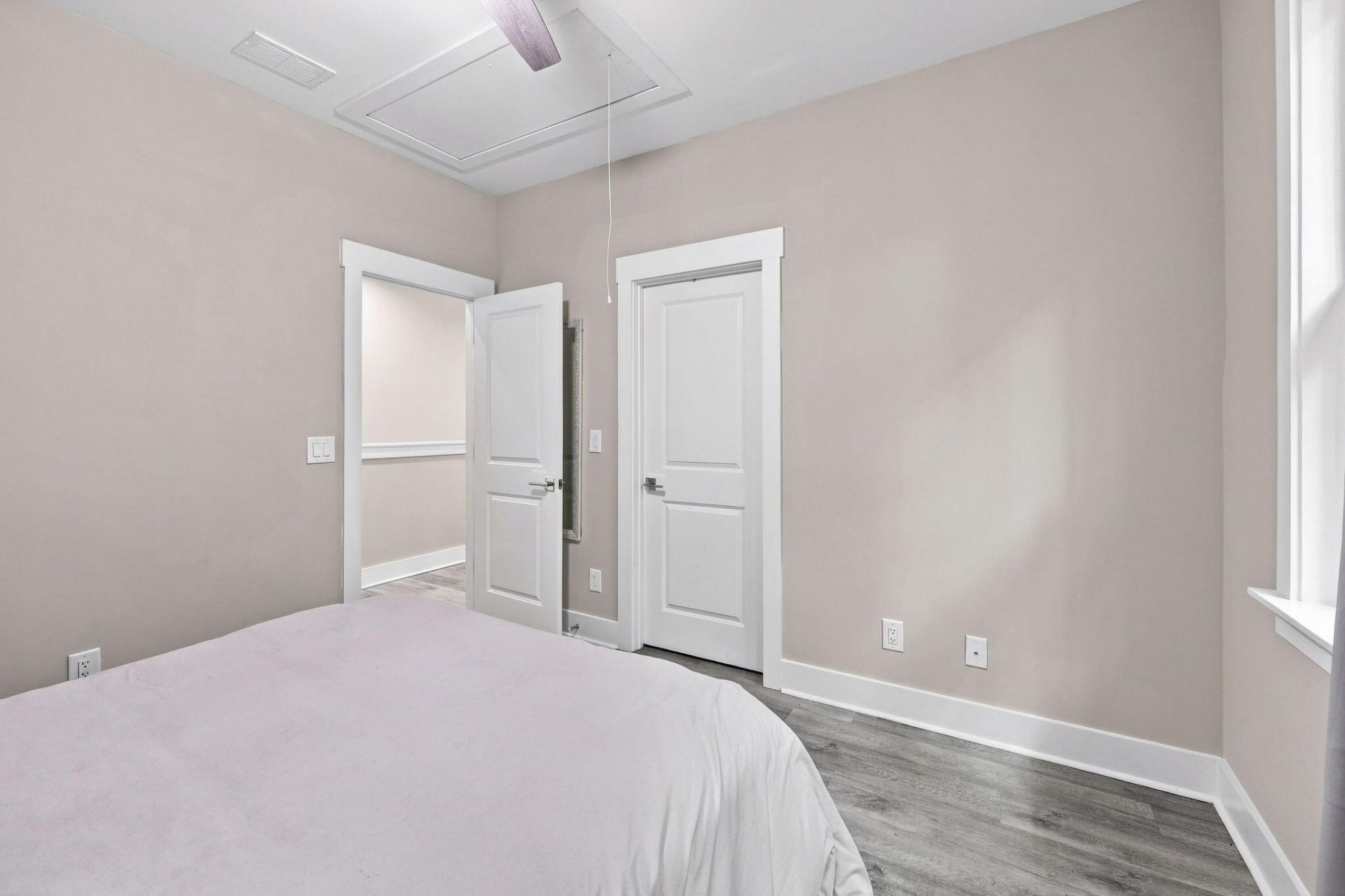 5484 Califf Road Photo 17