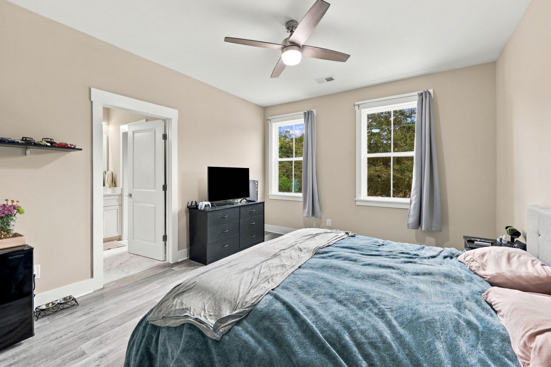 5484 Califf Road Photo 22