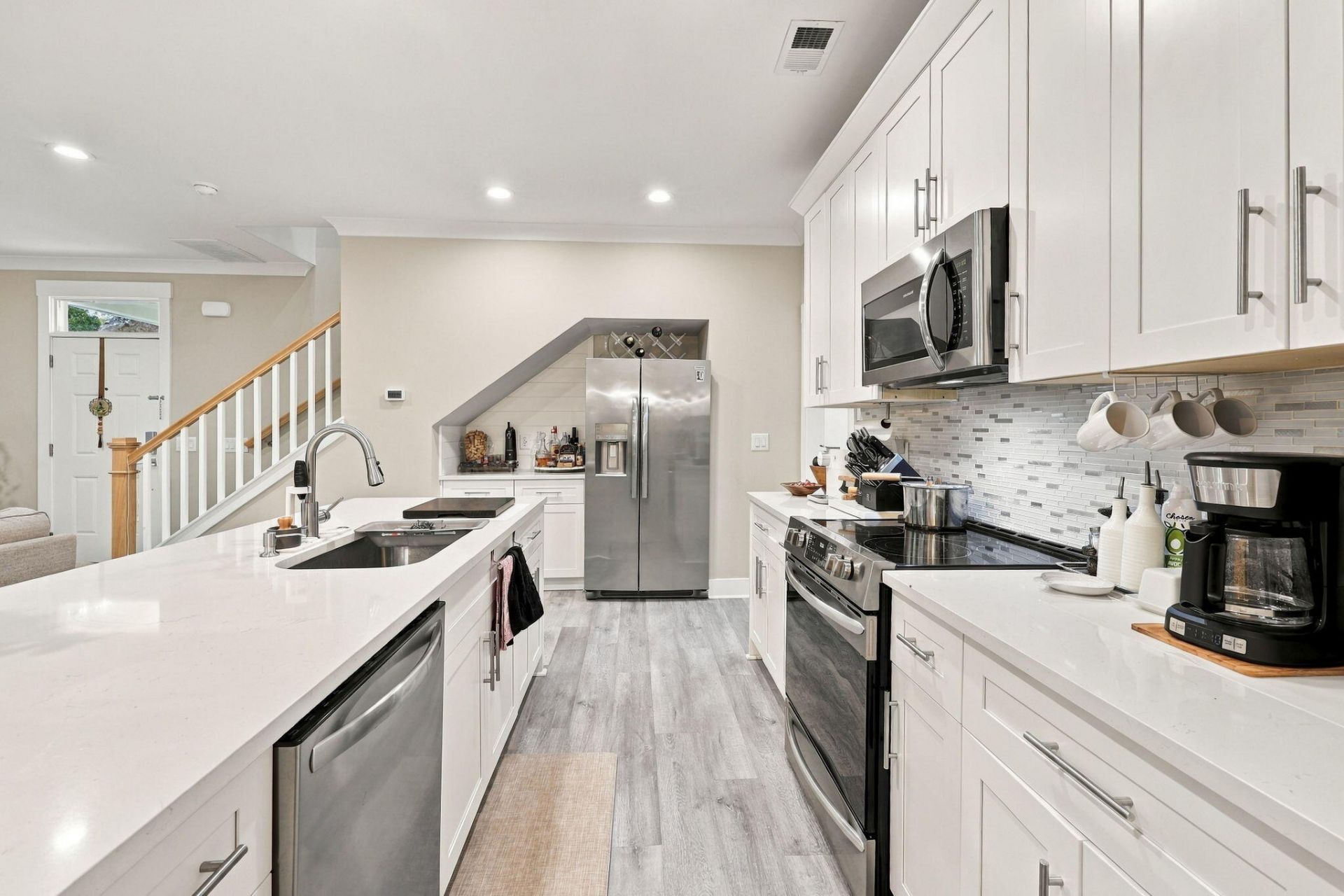 5484 Califf Road Photo 9