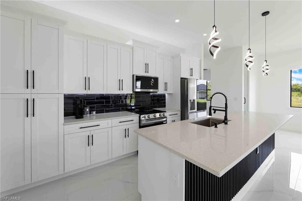 3724 7th St Sw, Lehigh Acres, FL 33976 Photo