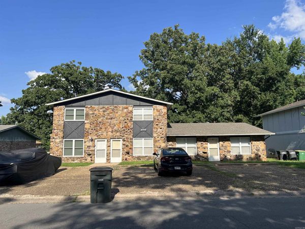 8306 Woodview Drive East, Sherwood, AR 72120