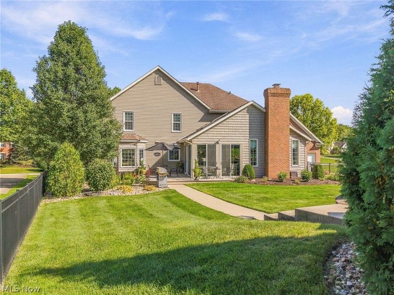 5411 Bridgecreek Avenue NW, Canton, OH 44718 Photo 3