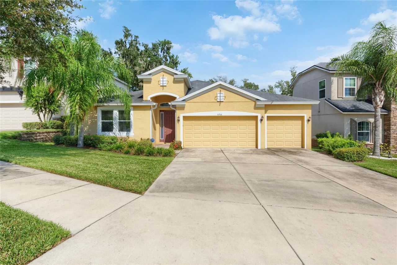 6706 RIVERSIDE BLUFFS DRIVE  Riverview, FL 