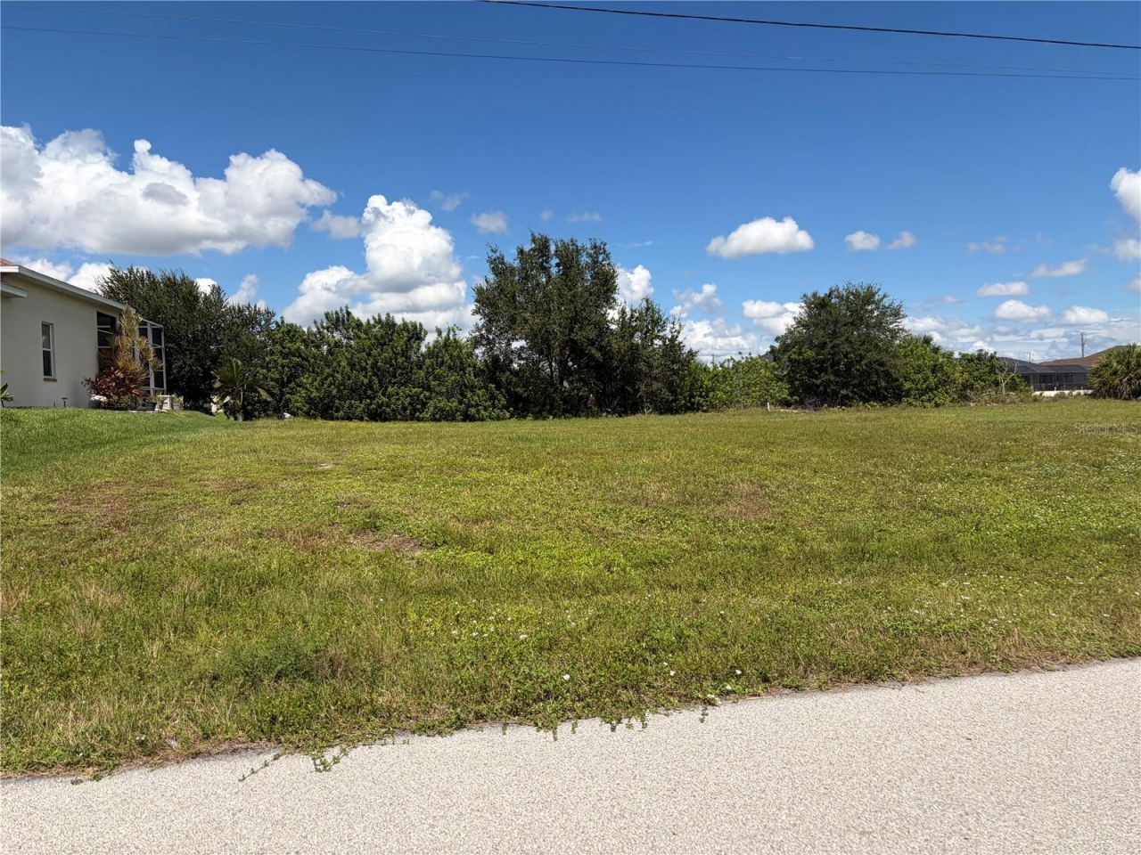 401 NW 8th Terrace , Cape Coral, FL 33993 Photo