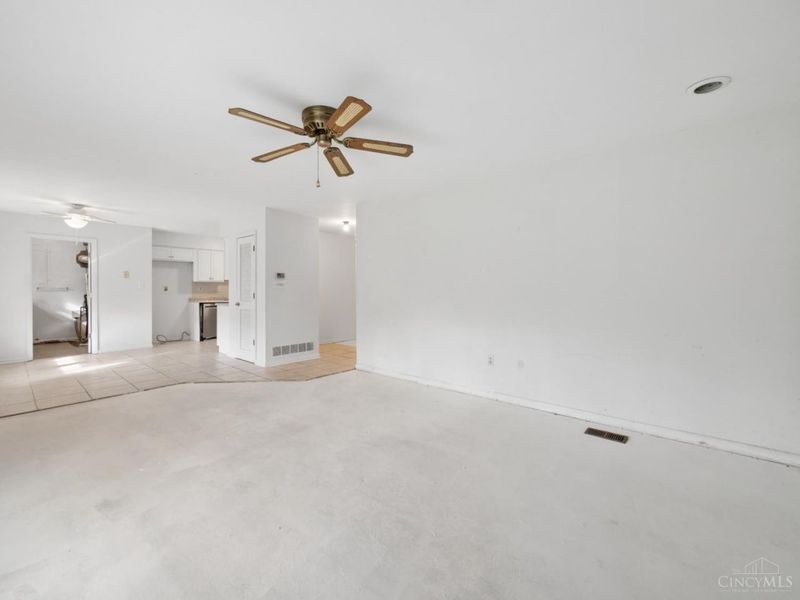 5341 Highmeadow Lane, Harrison Township, OH 45415 Photo 11