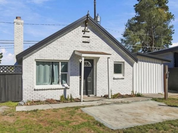 7403 E 3rd Ave, Spokane Valley, WA 99212