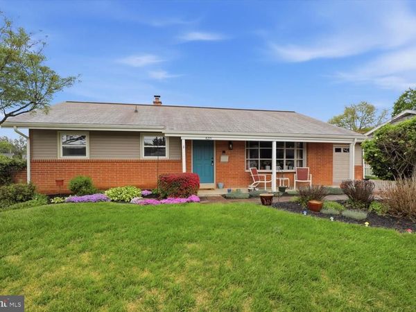 6271 JEANETTE DRIVE, EAST PETERSBURG, PA 17520