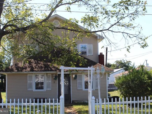 5 WARD AVENUE, LEESBURG, NJ 08327