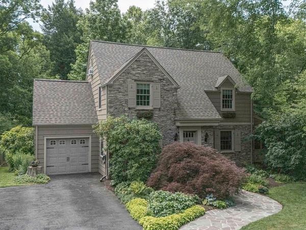 10 EFFINGHAM , YARDLEY, PA 19067