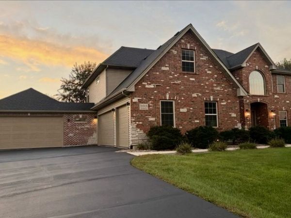 366 Tallgrass Lane, Yorkville, IL 60560