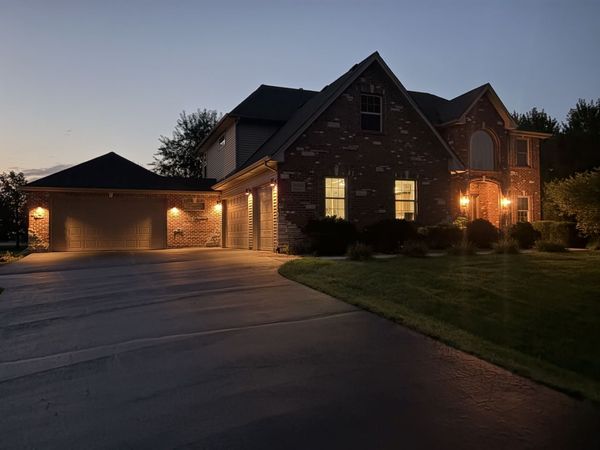 366 Tallgrass Lane, Yorkville, IL 60560