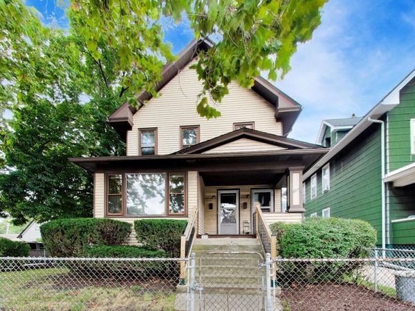 227 Circle Avenue , Forest Park, IL 60130