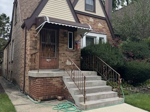 3254 N Oak Park Avenue , Chicago, IL 60634