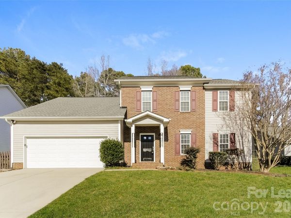 7215 Duchamp Drive, Charlotte, NC 28215
