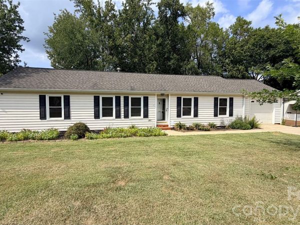 2500 Jacobs Road , Gastonia, NC 28054