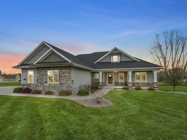 3551 HICKORY RIDGE DRIVE, De Pere, WI 54115