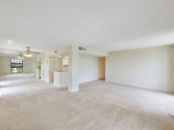 5550 NW 44th St , Unit 417B, Lauderhill, FL 33319
