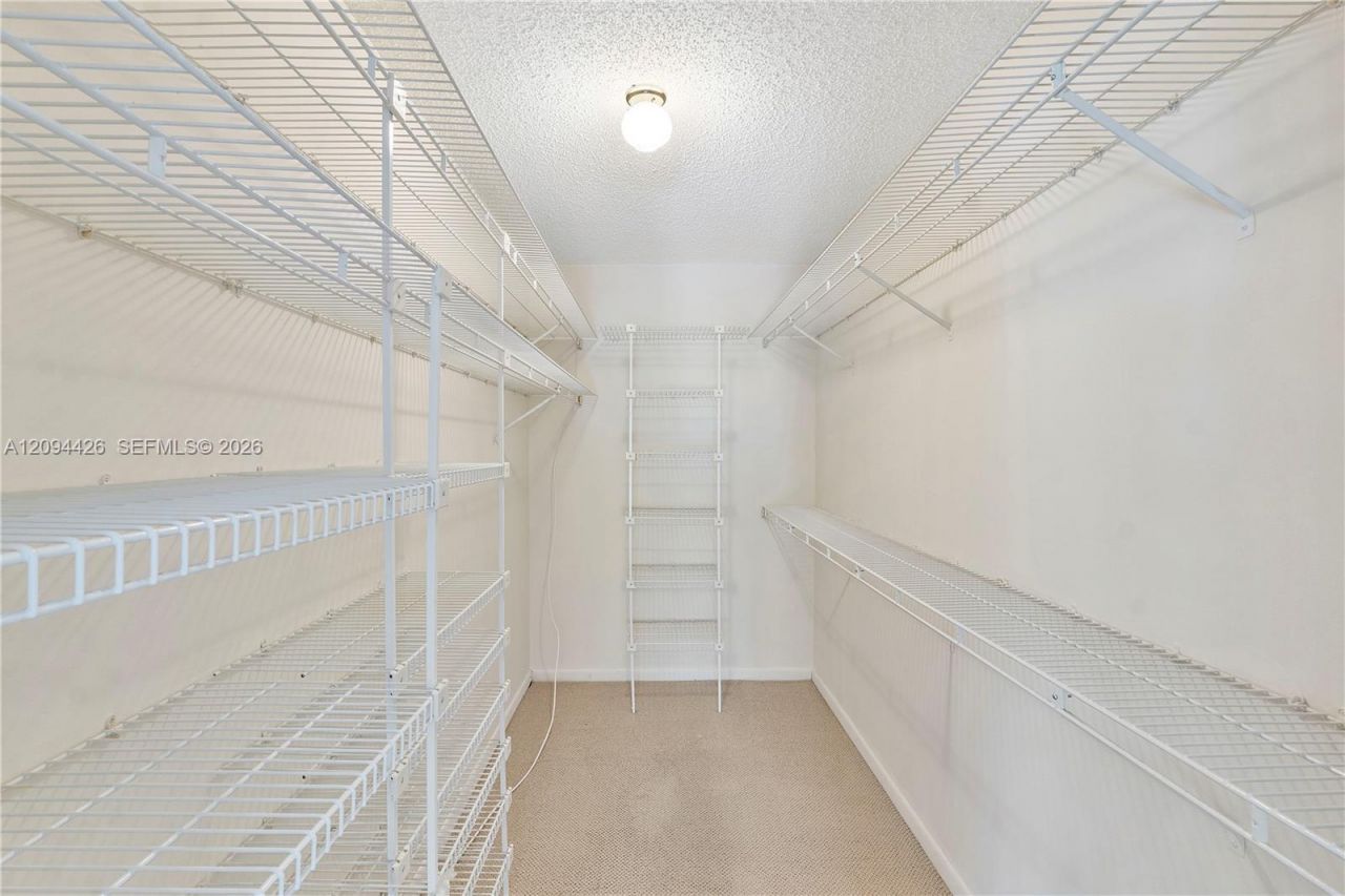 5550 NW 44th St , Unit 417B, Lauderhill, FL 33319 Photo
