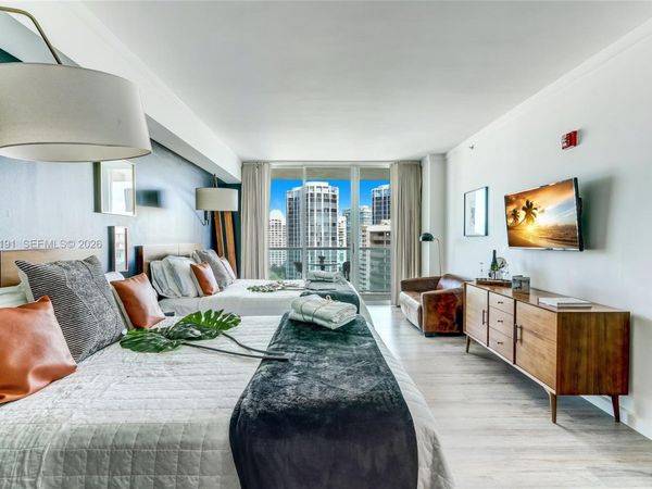2889 Mcfarlane Rd , Unit 1607, Miami, FL 33133