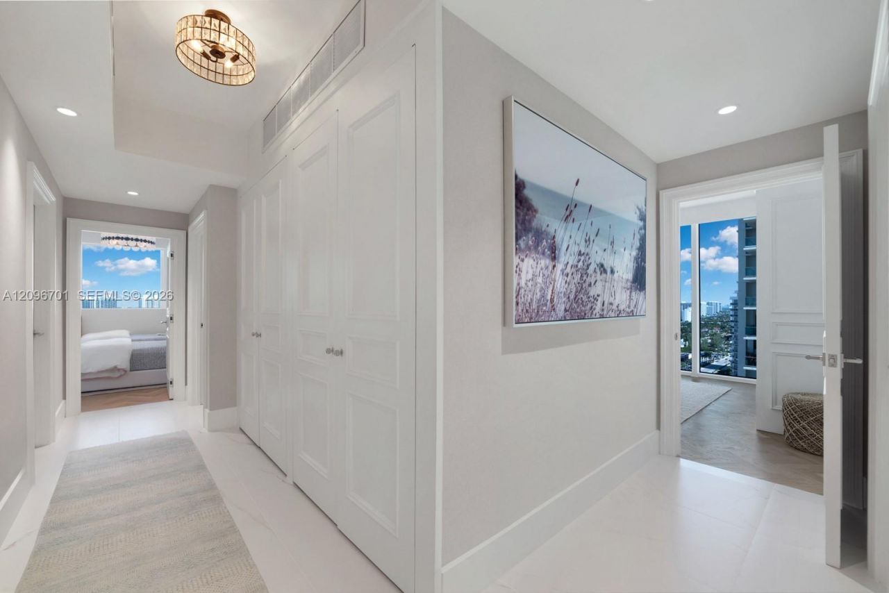 17875 Collins Ave , Unit 2301, Sunny Isles Beach, FL 33160 Photo
