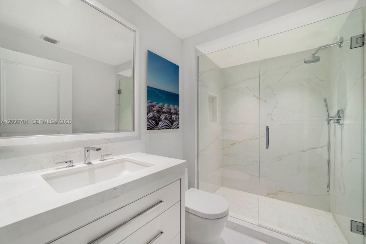 17875 Collins Ave , Unit 2301, Sunny Isles Beach, FL 33160 Photo
