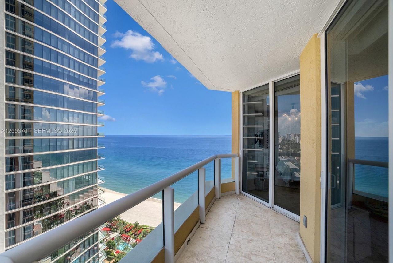 17875 Collins Ave , Unit 2301, Sunny Isles Beach, FL 33160 Photo