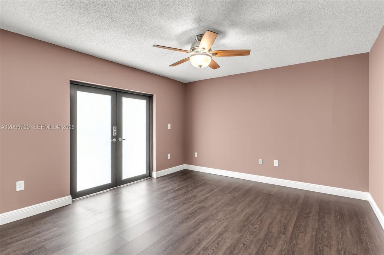 13122 SW 200th Ter , Miami, FL 33177 Photo