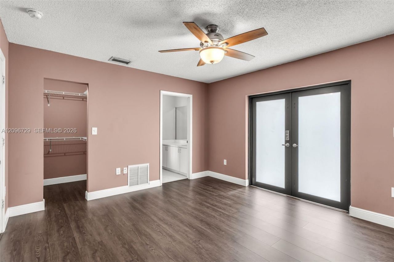 13122 SW 200th Ter , Miami, FL 33177 Photo