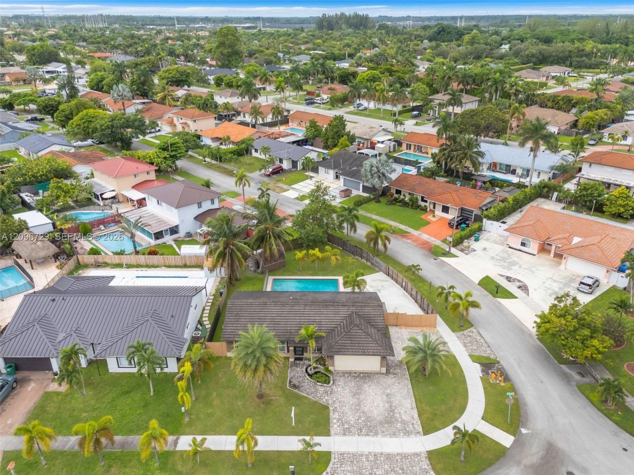 13122 SW 200th Ter , Miami, FL 33177 Photo
