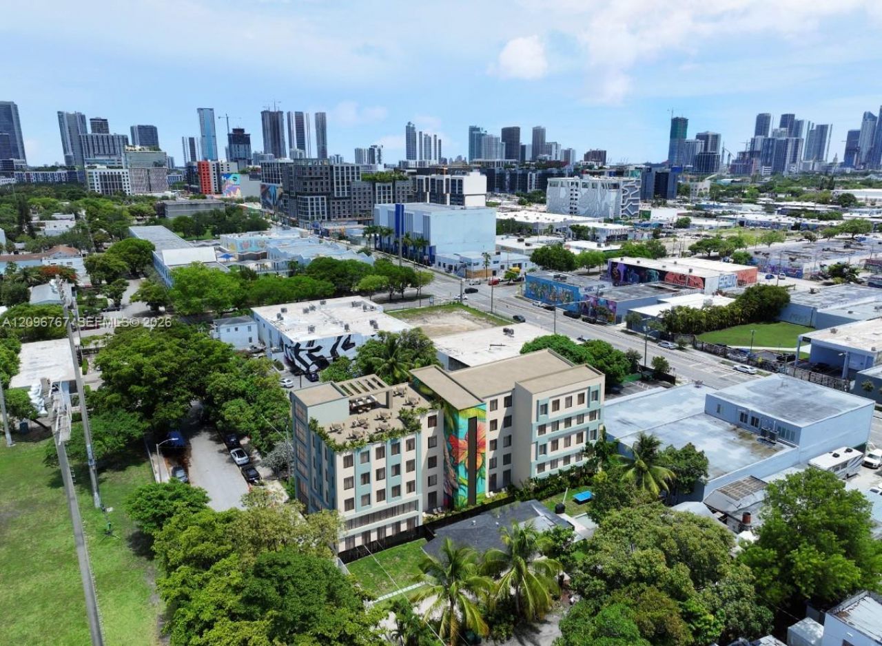 550 NW 30th St , Miami, FL 33127 Photo