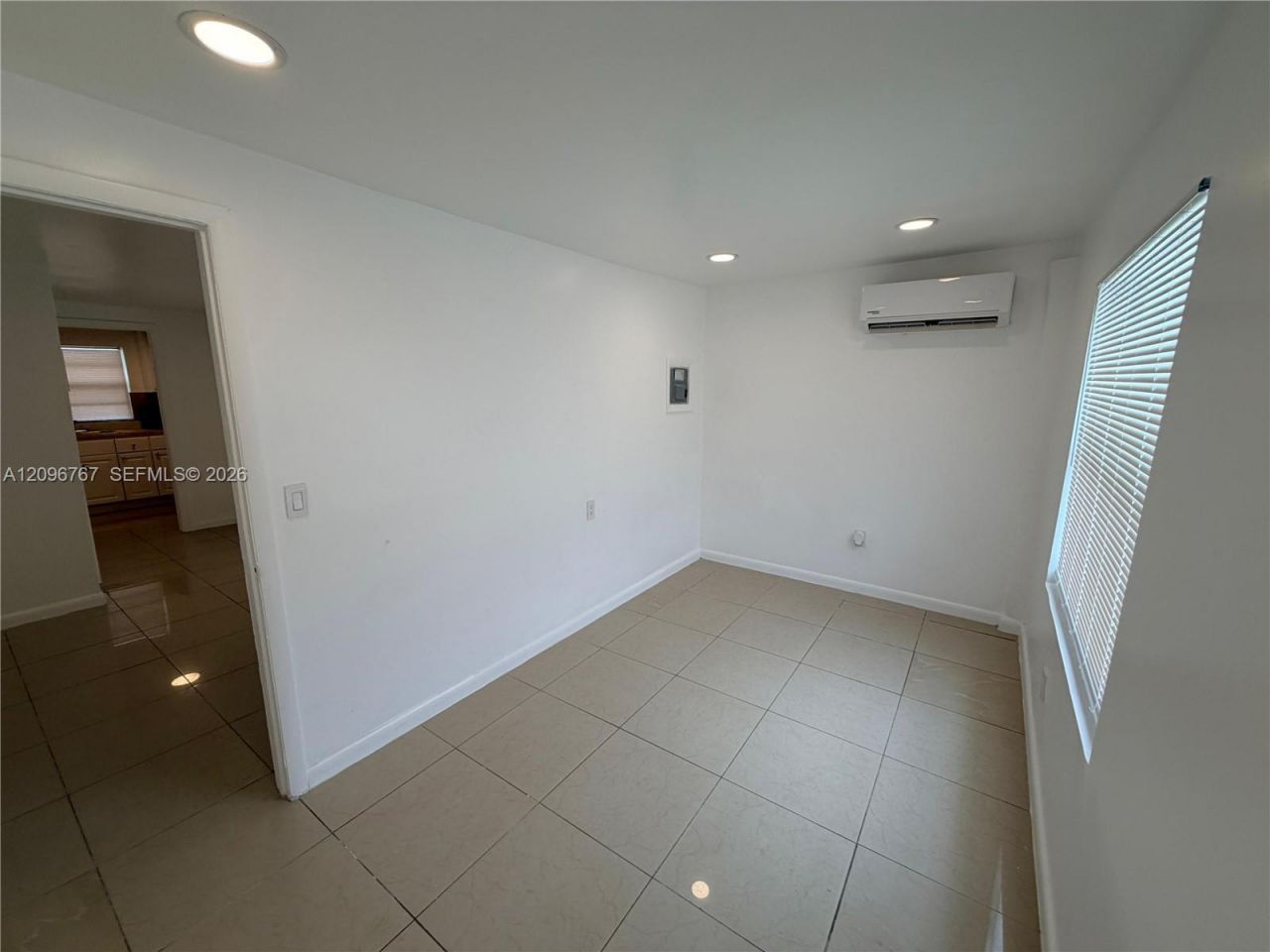 550 NW 30th St , Miami, FL 33127 Photo