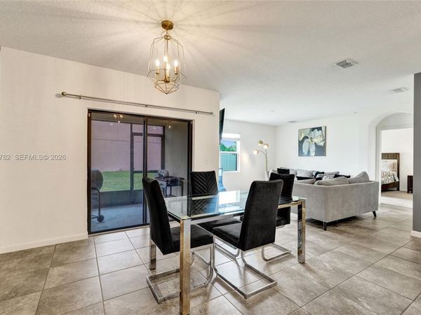 6479 NW Castlebrook Ave , Port St. Lucie, FL 34983