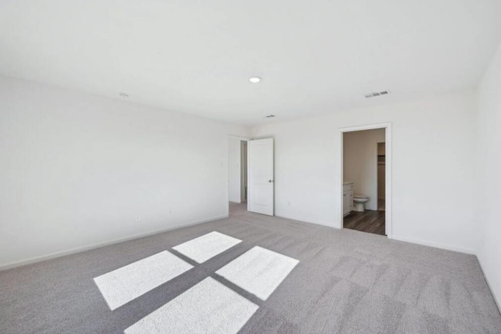 5366 Twisting Lane Way Photo 8