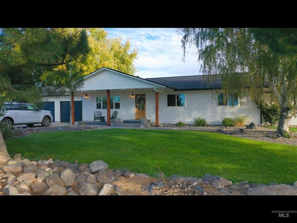 1656 Highway 46, Gooding, ID 83330