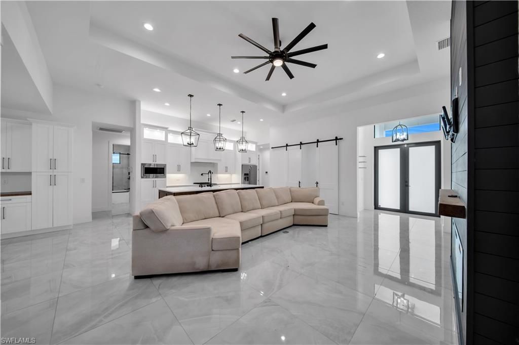 1607 NE 23rd St, Cape Coral, FL 33909 Photo