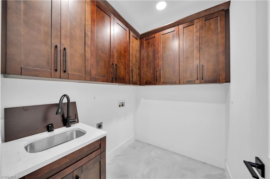 1607 NE 23rd St, Cape Coral, FL 33909 Photo
