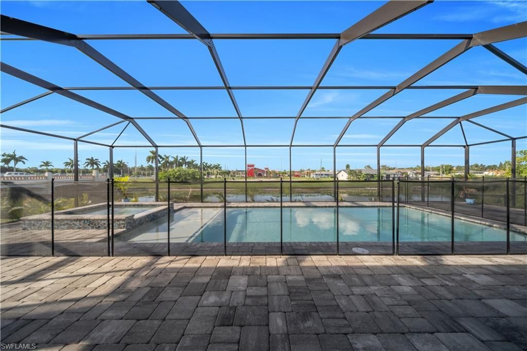 1607 NE 23rd St, Cape Coral, FL 33909 Photo